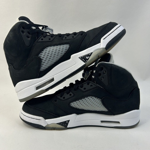 Nike Shoes Air Jordan 5 Retro “Moonlight/Oreo” 2024 - Picture 3 of 9